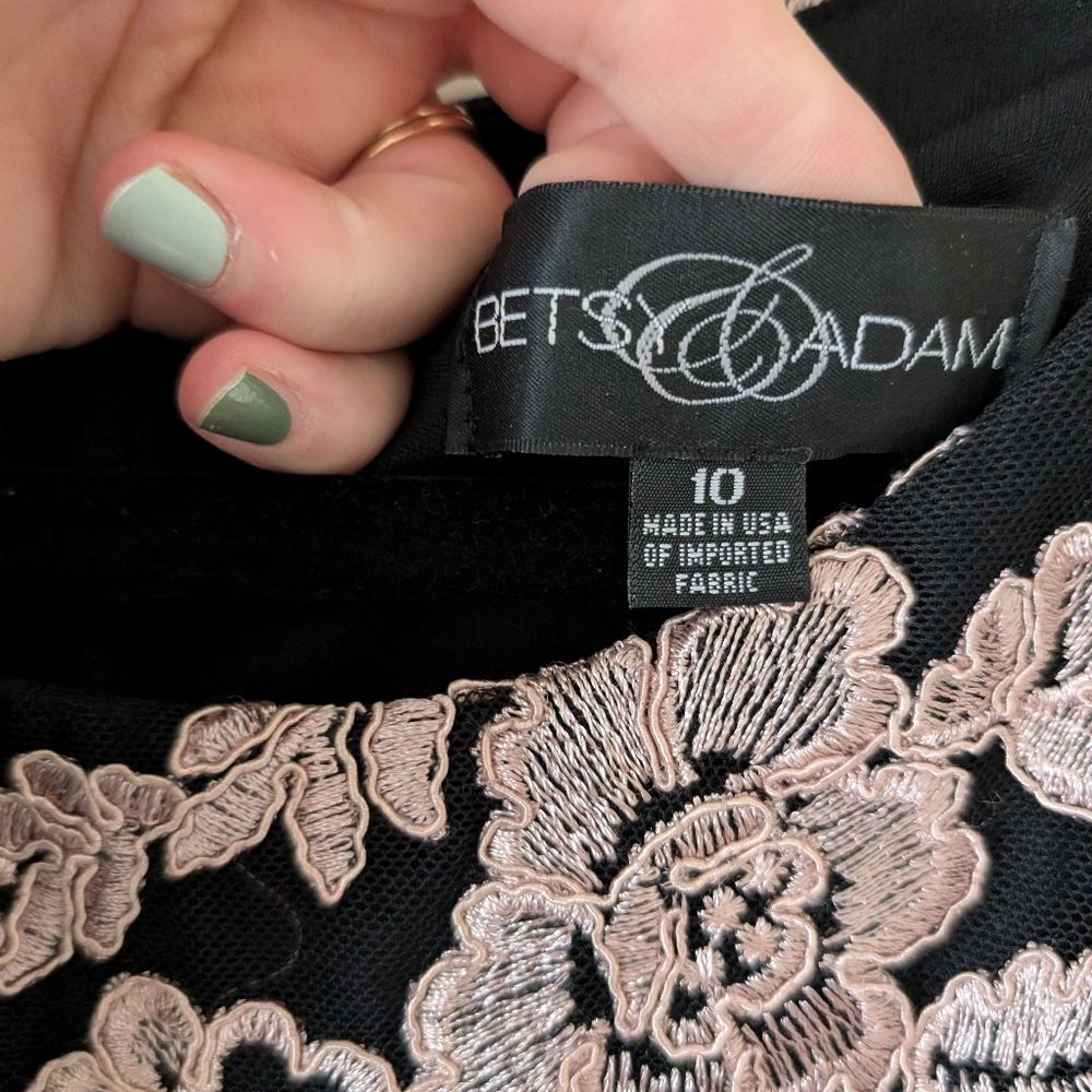 Betsy & Adam Formal Lace‎ Top Pleated Maxi Prom Dress Size 10 - Picture 3 of 7